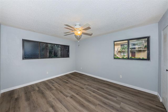 3295 FOX CHASE CIRCLE N 107, Palm Harbor, FL 34683