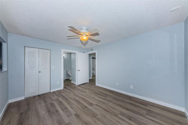 3295 FOX CHASE CIRCLE N 107, Palm Harbor, FL 34683