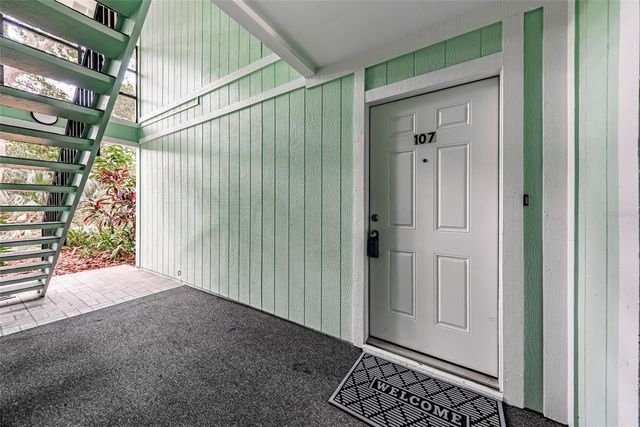 3295 FOX CHASE CIRCLE N 107, Palm Harbor, FL 34683