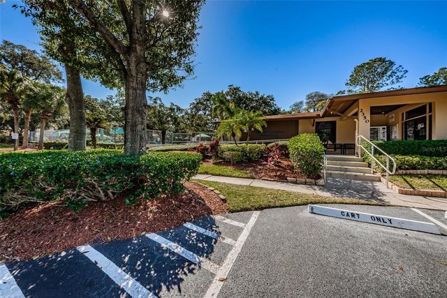 3295 FOX CHASE CIRCLE N 107, Palm Harbor, FL 34683