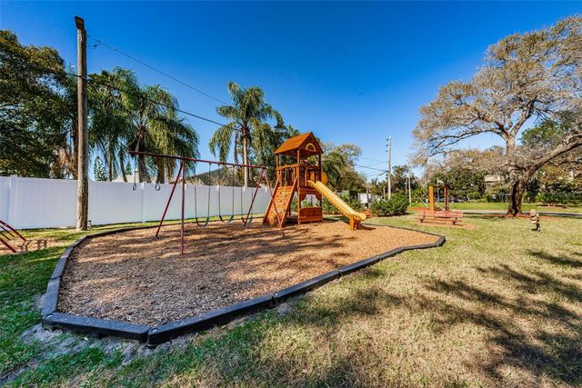 3295 FOX CHASE CIRCLE N 107, Palm Harbor, FL 34683