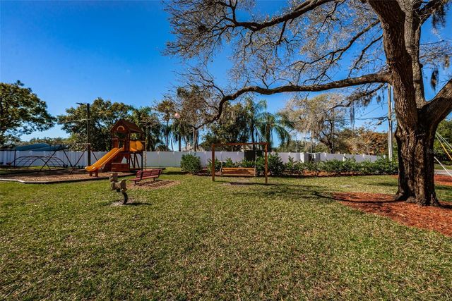 3295 FOX CHASE CIRCLE N 107, Palm Harbor, FL 34683