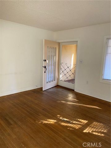 1219 N Indian Hill, Claremont, CA 91711