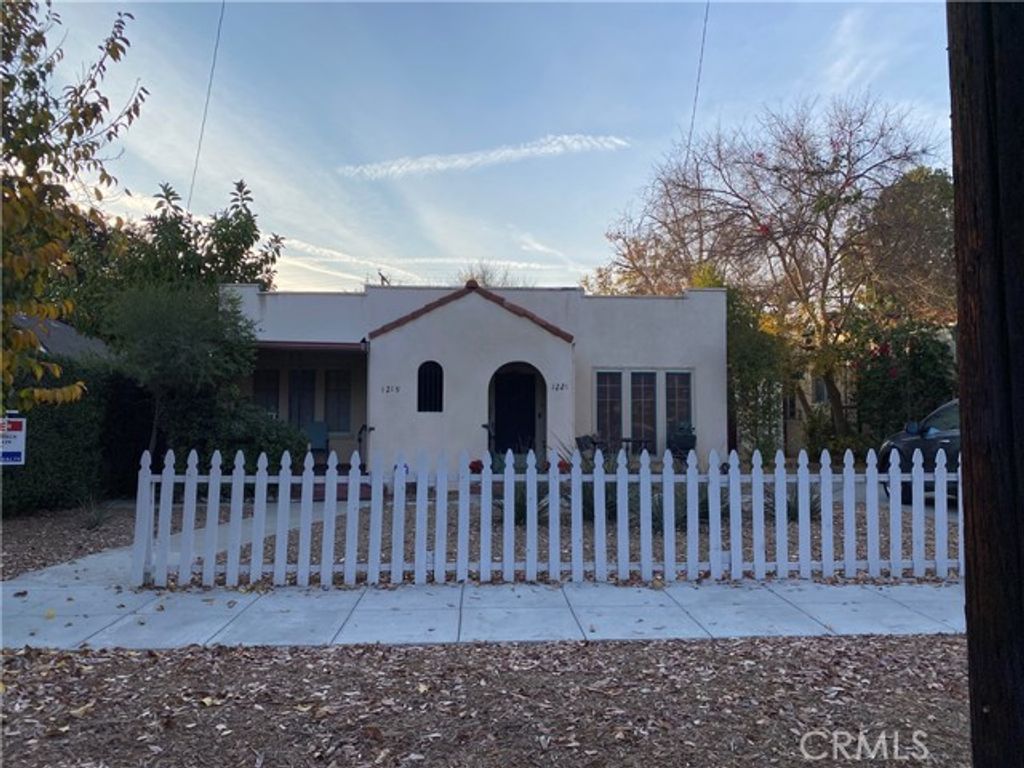 1219 N Indian Hill, Claremont, CA 91711
