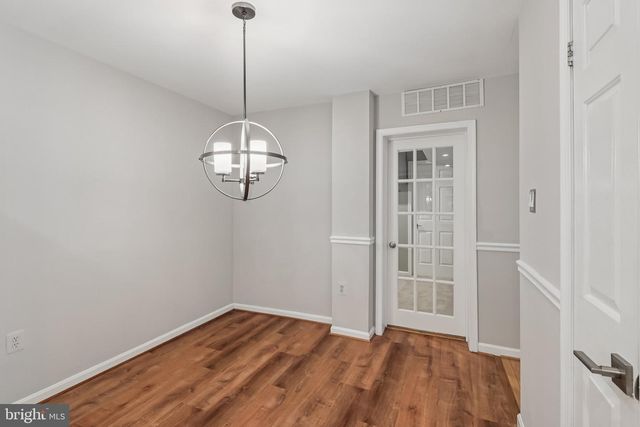 3769 PERSIMMON CIR, Fairfax, VA 22031