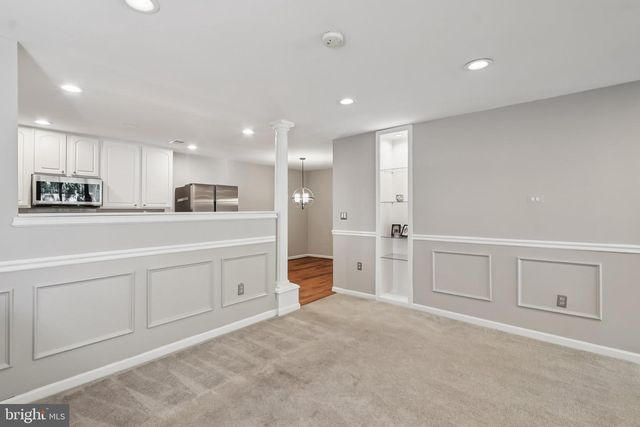 3769 PERSIMMON CIR, Fairfax, VA 22031