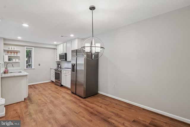 3769 PERSIMMON CIR, Fairfax, VA 22031