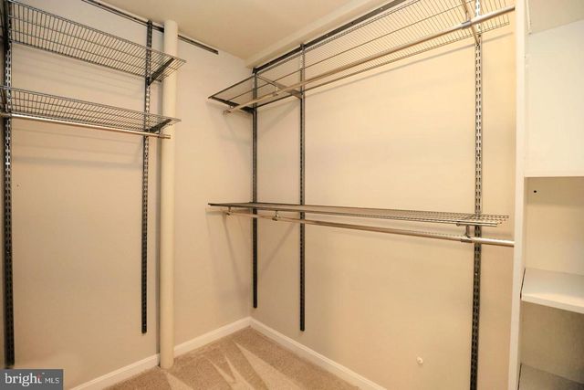 3769 PERSIMMON CIR, Fairfax, VA 22031