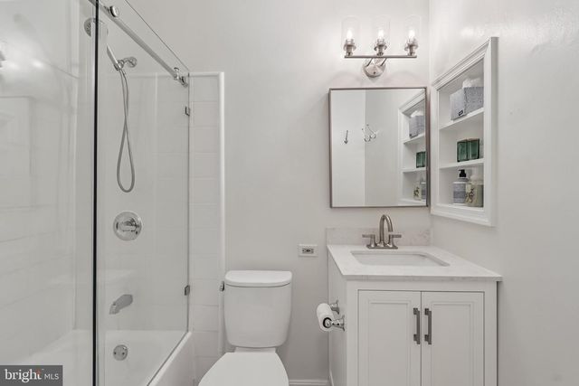 3769 PERSIMMON CIR, Fairfax, VA 22031