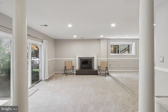 3769 PERSIMMON CIR, Fairfax, VA 22031