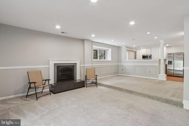 3769 PERSIMMON CIR, Fairfax, VA 22031