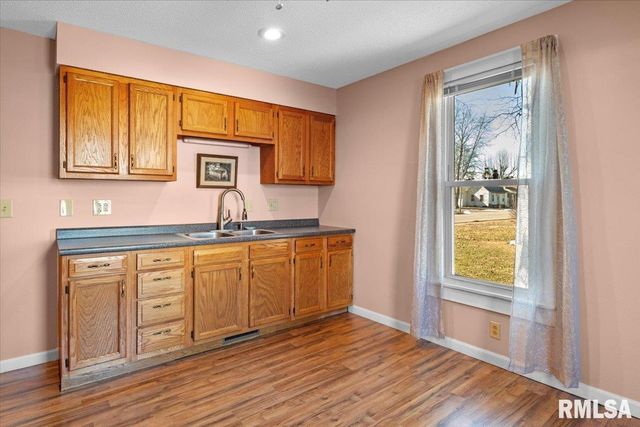 819 W FRANKLIN Street, Taylorville, IL 62568