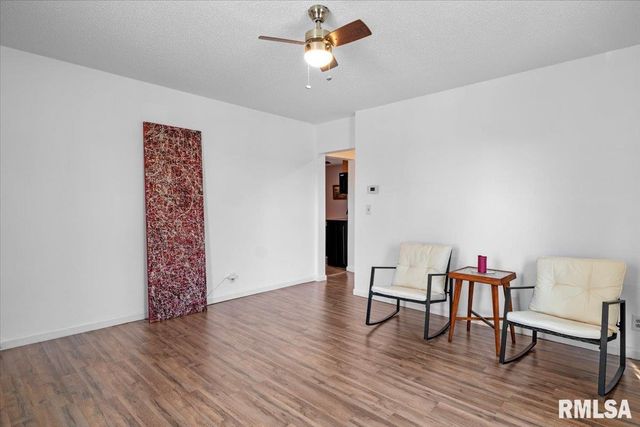 819 W FRANKLIN Street, Taylorville, IL 62568