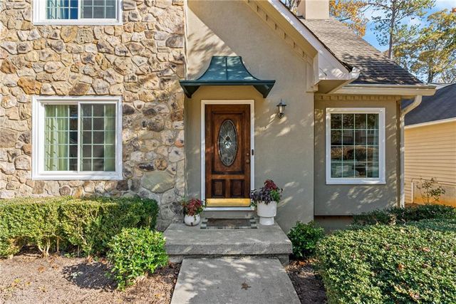 219 Tennis Court NW Lane, Kennesaw, GA 30144