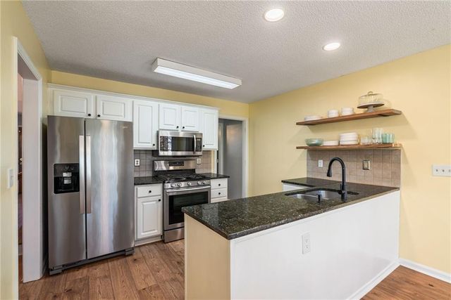 219 Tennis Court NW Lane, Kennesaw, GA 30144