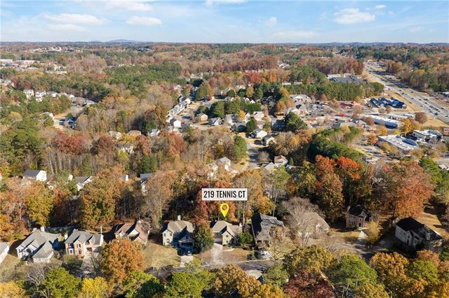219 Tennis Court NW Lane, Kennesaw, GA 30144