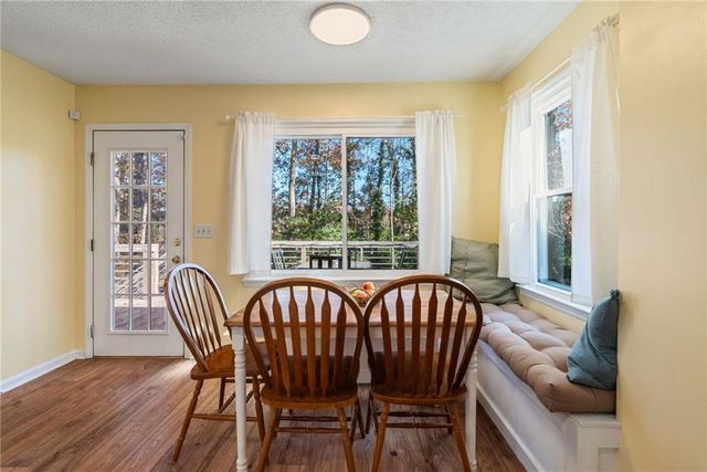 219 Tennis Court NW Lane, Kennesaw, GA 30144