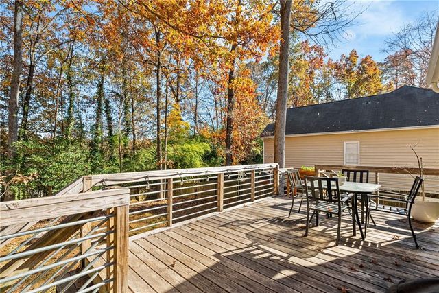 219 Tennis Court NW Lane, Kennesaw, GA 30144