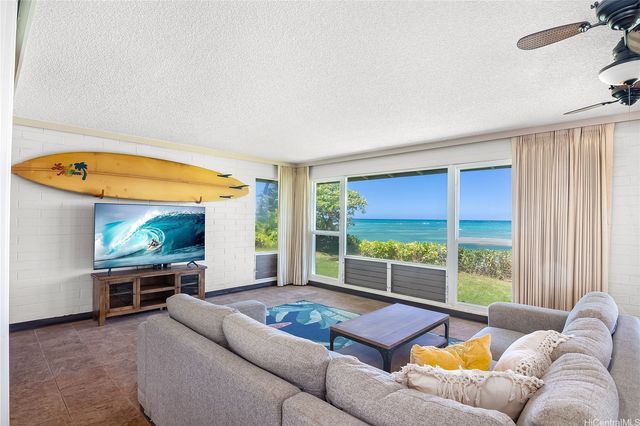 68-751 Crozier Drive, Waialua, HI 96791