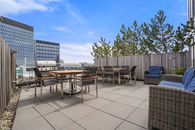 346-354 Congress St 106, Boston, MA 02210