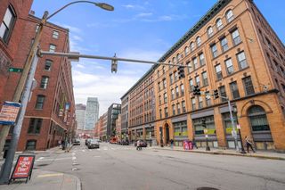 346-354 Congress St 106, Boston, MA 02210