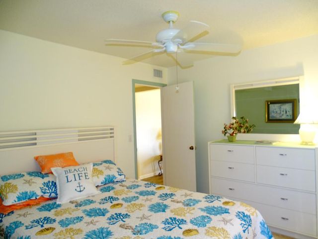 409 Pine Glen Lane A-2, Greenacres, FL 33463