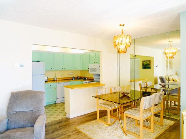 409 Pine Glen Lane A-2, Greenacres, FL 33463