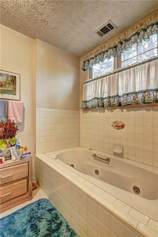 100 Kim Trail, Stockbridge, GA 30281