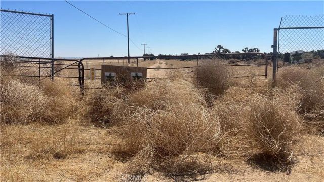 50000 190th Street West, Lancaster, CA 93536