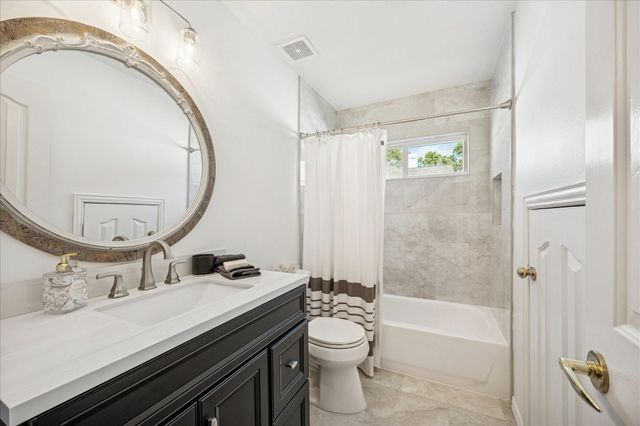 2393 Marina View Way, League City, TX 77573