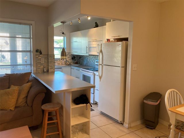 5300 Washington Street N117, Hollywood, FL 33021