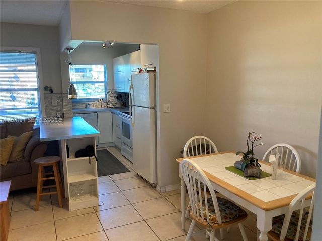 5300 Washington Street N117, Hollywood, FL 33021