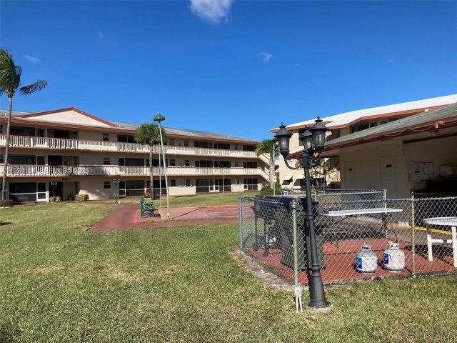 5300 Washington Street N117, Hollywood, FL 33021