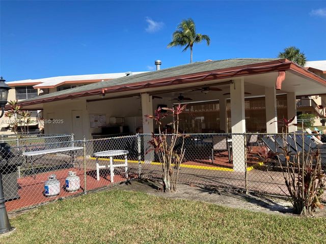 5300 Washington Street N117, Hollywood, FL 33021