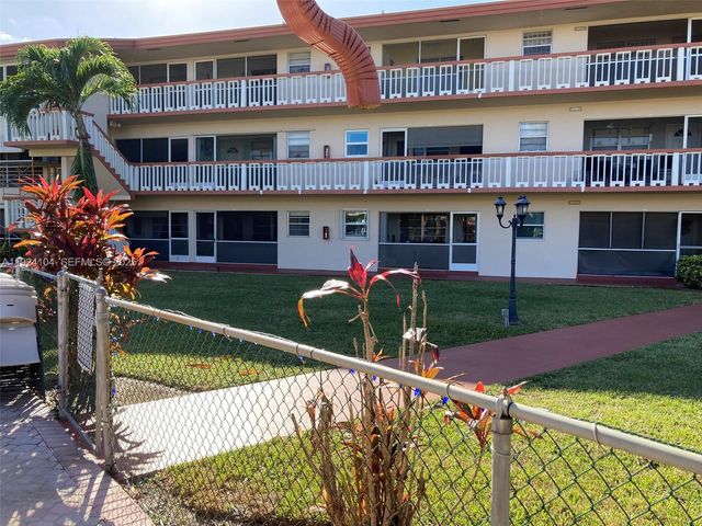 5300 Washington Street N117, Hollywood, FL 33021