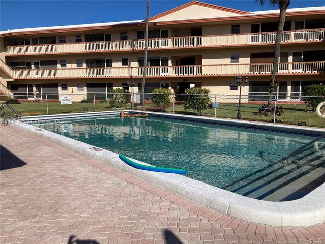 5300 Washington Street N117, Hollywood, FL 33021
