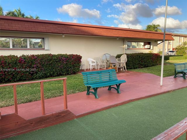 5300 Washington Street N117, Hollywood, FL 33021
