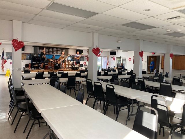 5300 Washington Street N117, Hollywood, FL 33021