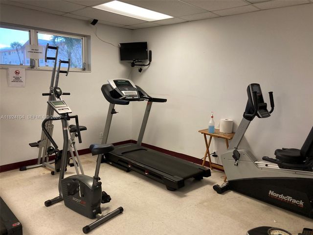 5300 Washington Street N117, Hollywood, FL 33021