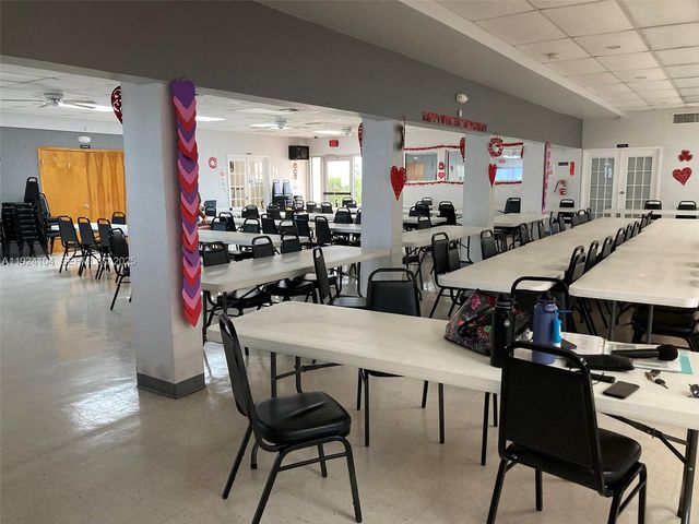 5300 Washington Street N117, Hollywood, FL 33021