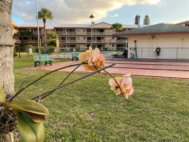5300 Washington Street N117, Hollywood, FL 33021