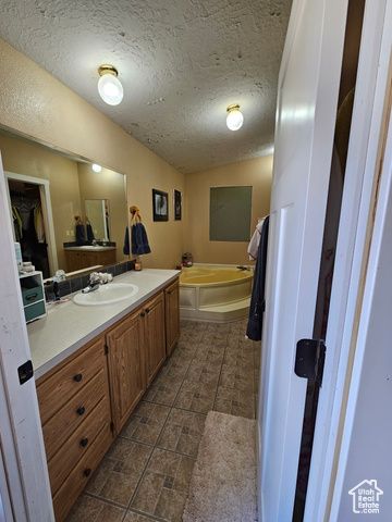 46293 W 5000 S, Fruitland, UT 84027