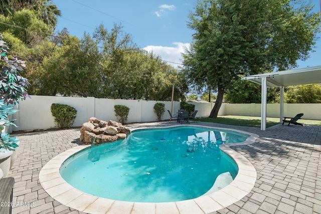 3913 E DEVONSHIRE Avenue, Phoenix, AZ 85018