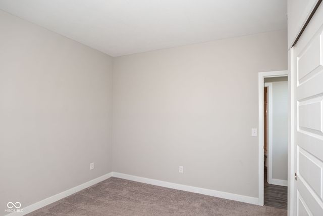 2519 Dixon Creek Drive, Whitestown, IN 46075