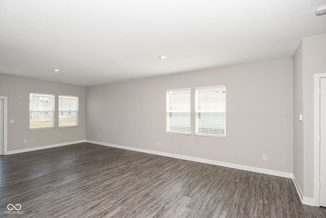 2519 Dixon Creek Drive, Whitestown, IN 46075