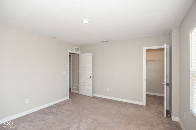 2519 Dixon Creek Drive, Whitestown, IN 46075