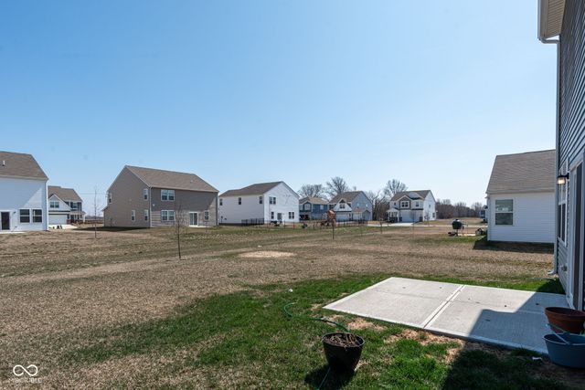 2519 Dixon Creek Drive, Whitestown, IN 46075