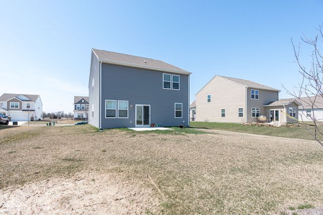 2519 Dixon Creek Drive, Whitestown, IN 46075