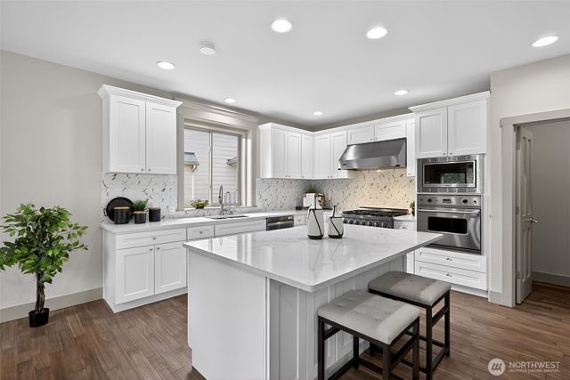 1314 236th Place NE, Sammamish, WA 98074