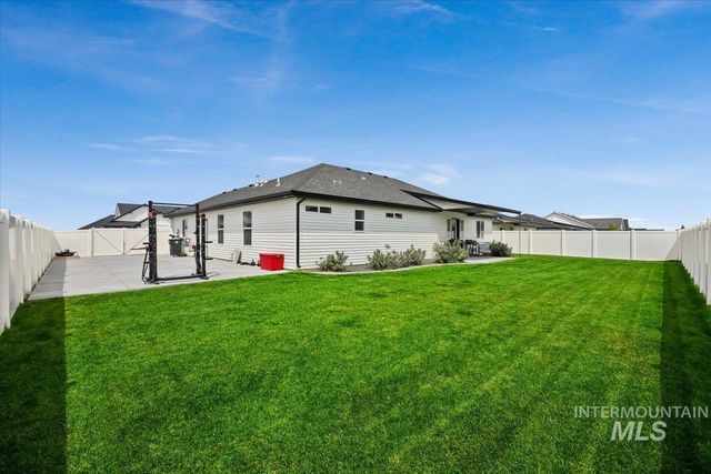 1043 Vista Ave, Kimberly, ID 83341